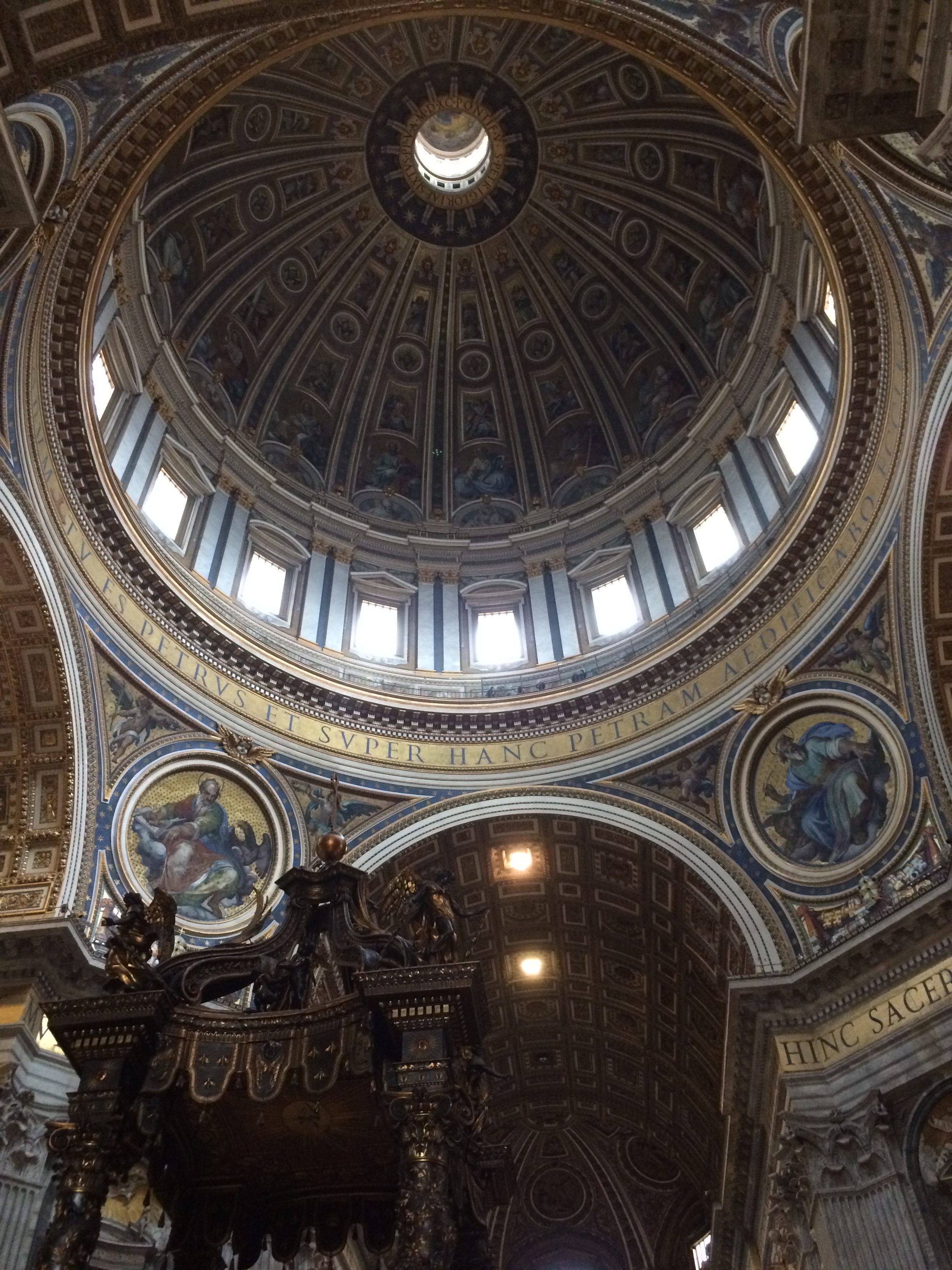 Image of the interior of the Vatican